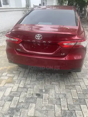 Toyota Camry 2018 Burgundy