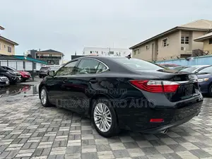 Lexus ES 350 FWD 2013 Black