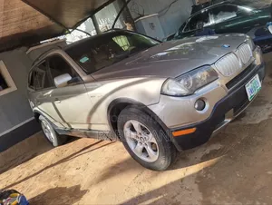 BMW X3 2.0D Activity 2008 Gold
