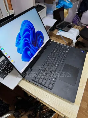 Laptop Dell Precision 7670 32GB Intel Core i9 SSD 512GB