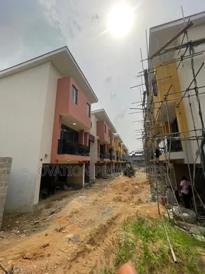4bdrm Duplex in Maryland, Mende for sale