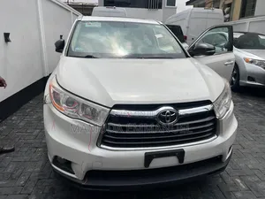 Toyota Highlander 2015 White