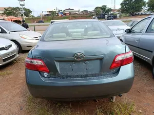 Toyota Camry LE 4dr Sedan (2.4L 4cyl 5A) 2009 Blue