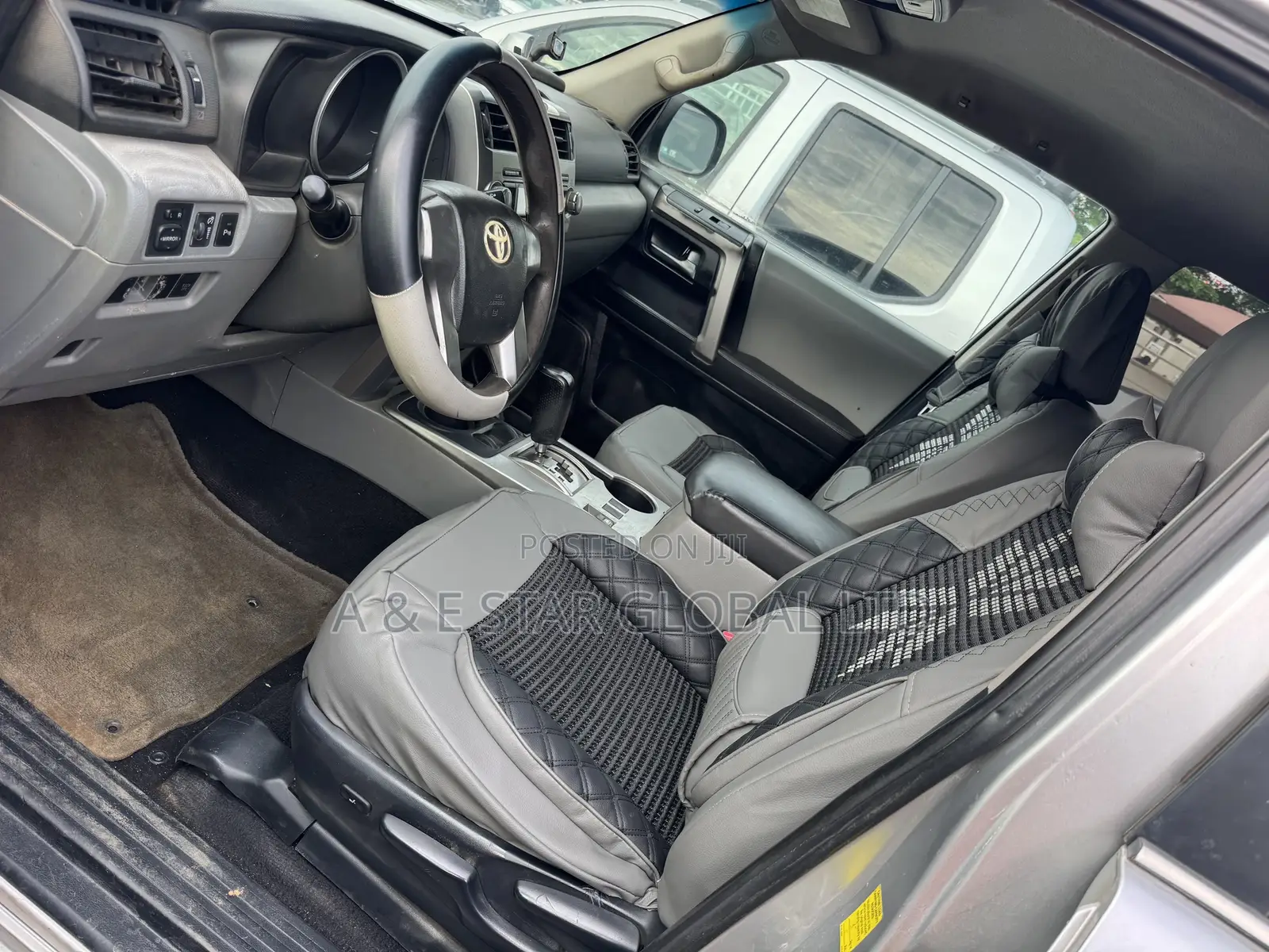 Toyota 4-Runner 2010 Silver