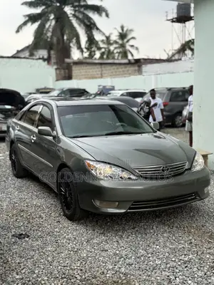 Toyota Camry LE 4dr Sedan (2.4L 4cyl 5A) 2006 Gray