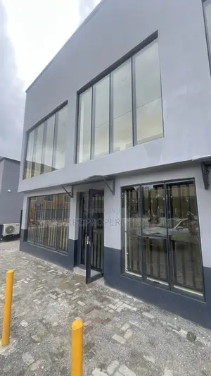 Showroom Shop(Multipurpose).