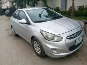 Hyundai Accent 2014 Silver