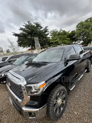 Toyota Tundra Double Cab 4x2 4.6L V8 2013 Black