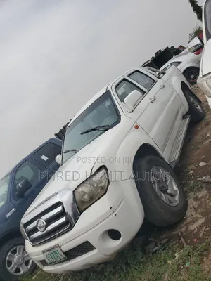 IVM 1021A 1999 White