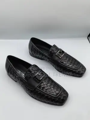 Giovanni Conti Premium Italian Suede Loafers – Refined Luxury