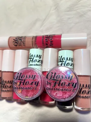 Glossy Floxy Beauty Lip Kit