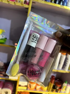Glossy Floxy Beauty Lip Kit