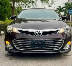 Toyota Avalon XLE 4dr Sedan (3.5L 6cyl 6A) 2014 Burgundy