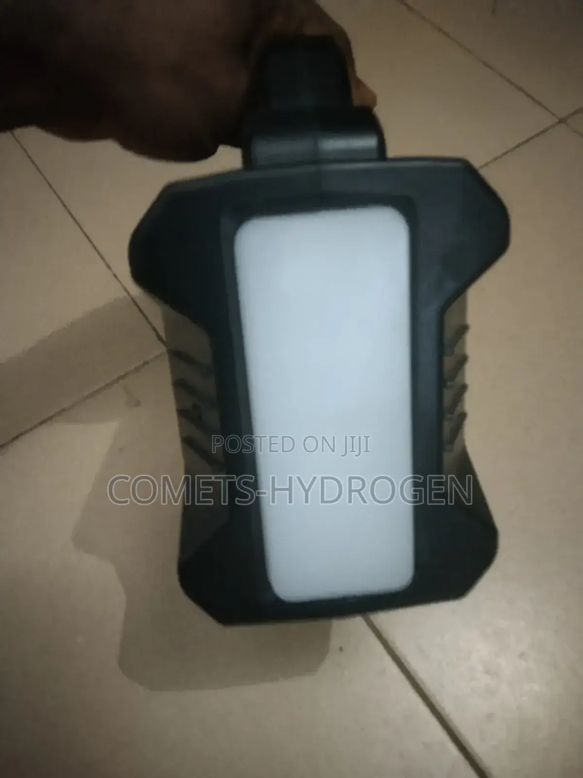 Qasa Solar Generator With Solar Panel