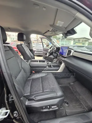 Toyota Tundra 2023 Black