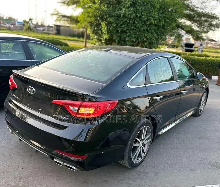 Hyundai Sonata Sport 2.0T 4dr Sedan (2.0L 4cyl Turbo 6A) 2015 Black
