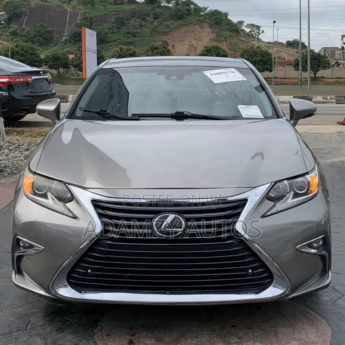 Lexus ES 2017 Gray