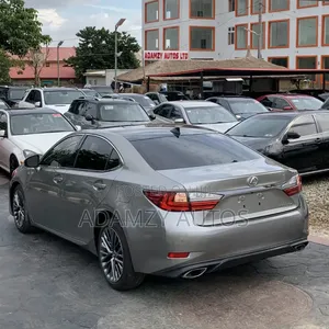 Lexus ES 2017 Gray