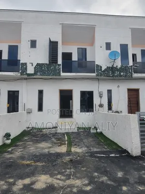 3bdrm Duplex in Close To Abraham, Off Lekki-Epe Expressway for sale