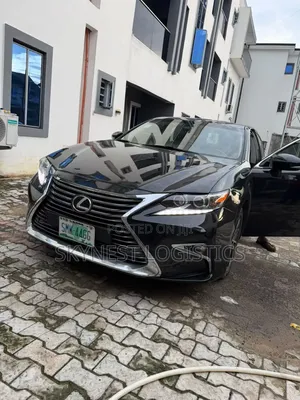 Lexus ES 2016 Black
