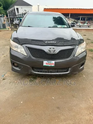 Toyota Camry SE 4dr Sedan (2.4L 4cyl 5A) 2008 Gray