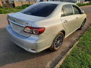 Toyota Corolla 2012 Silver