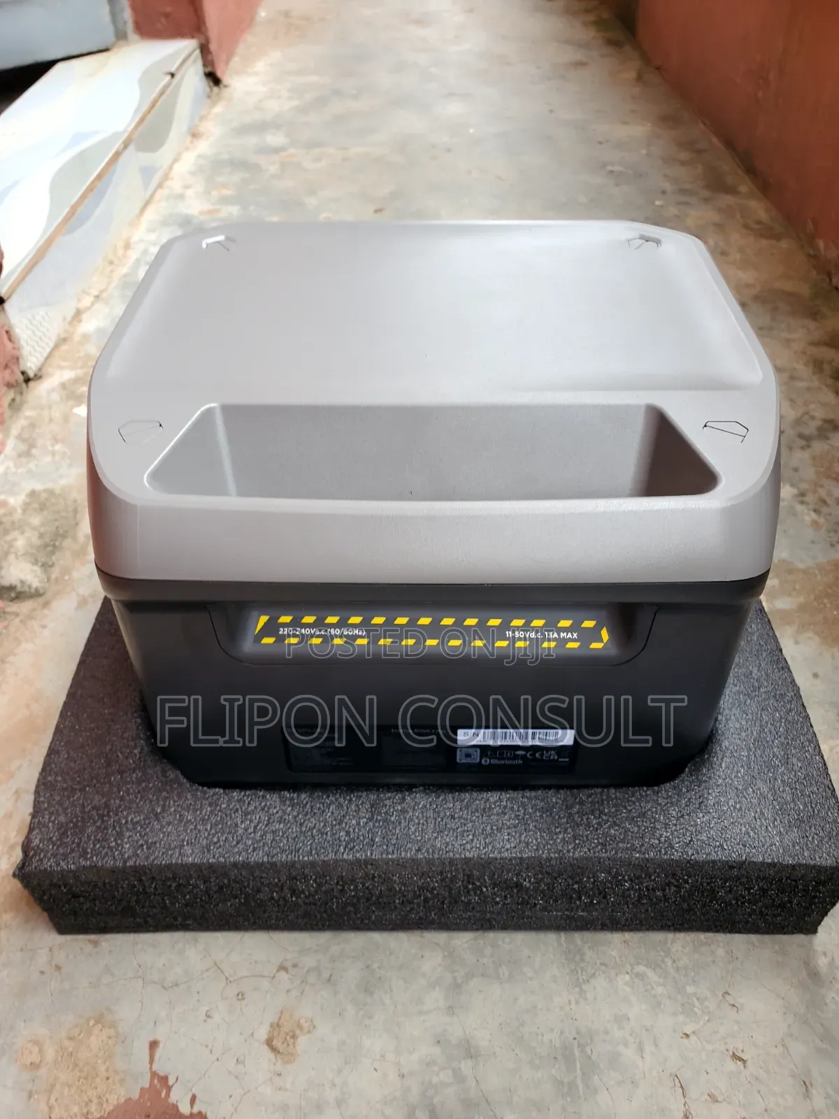 Ecoflow River 2 Max Power Station + 110watts Ecoflow Solar Panel