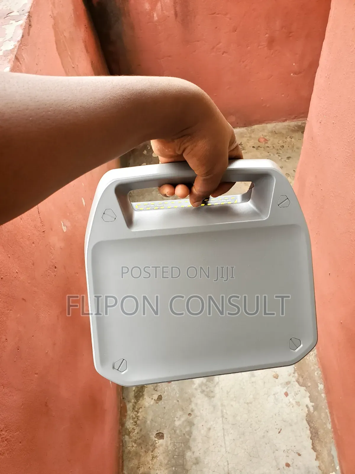 Ecoflow River 2 Max Power Station + 110watts Ecoflow Solar Panel