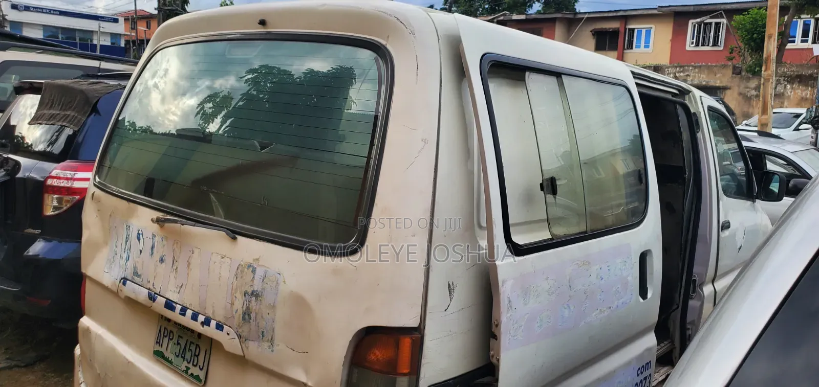Toyota HiAce 2005 White