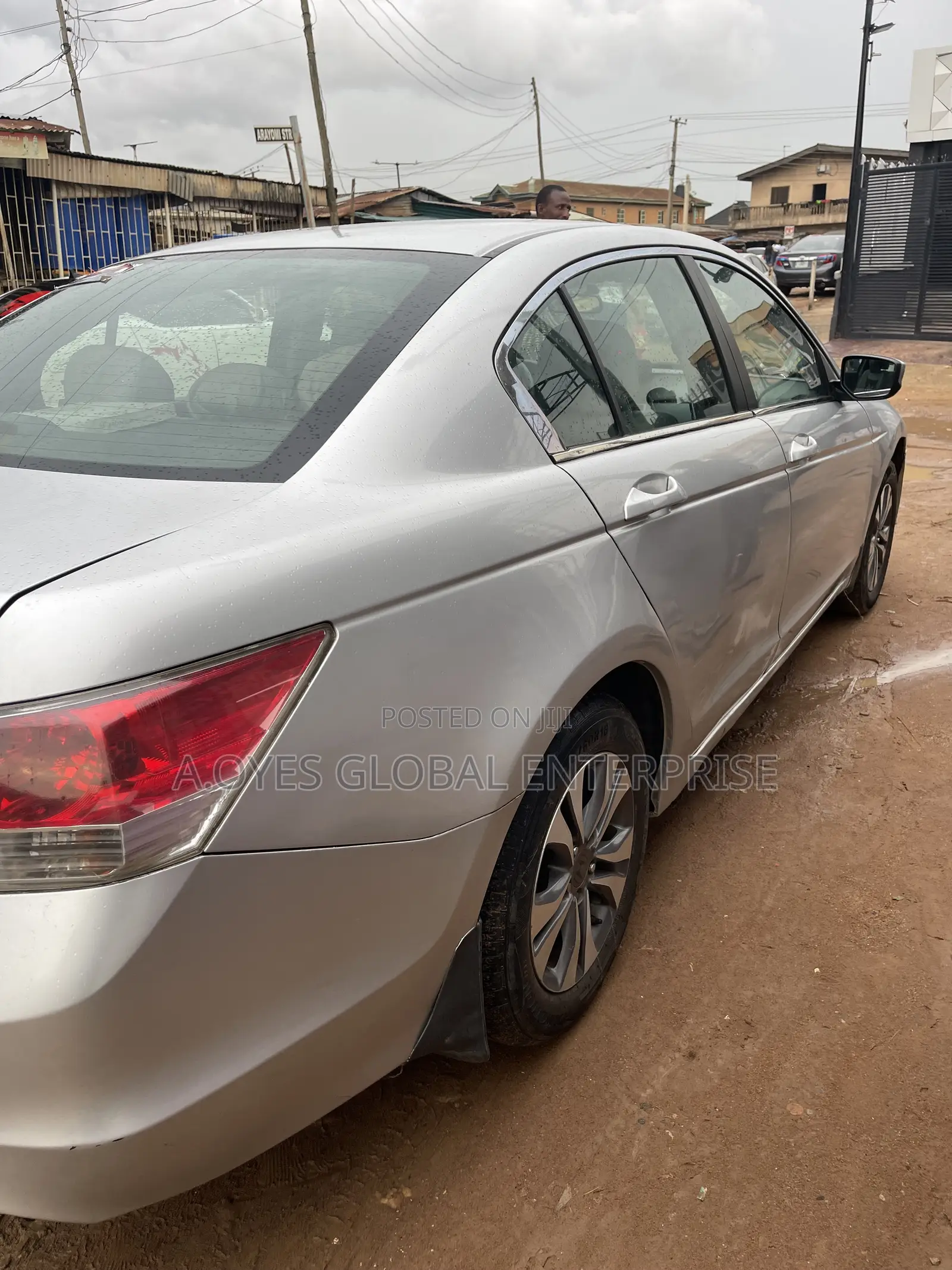 Honda Accord 2011 Silver