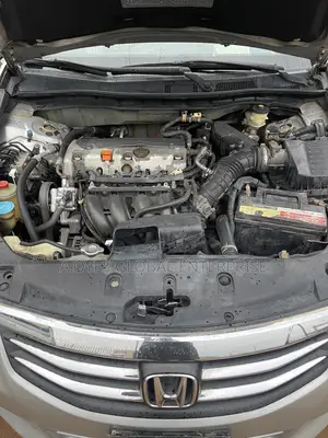 Honda Accord 2011 Silver