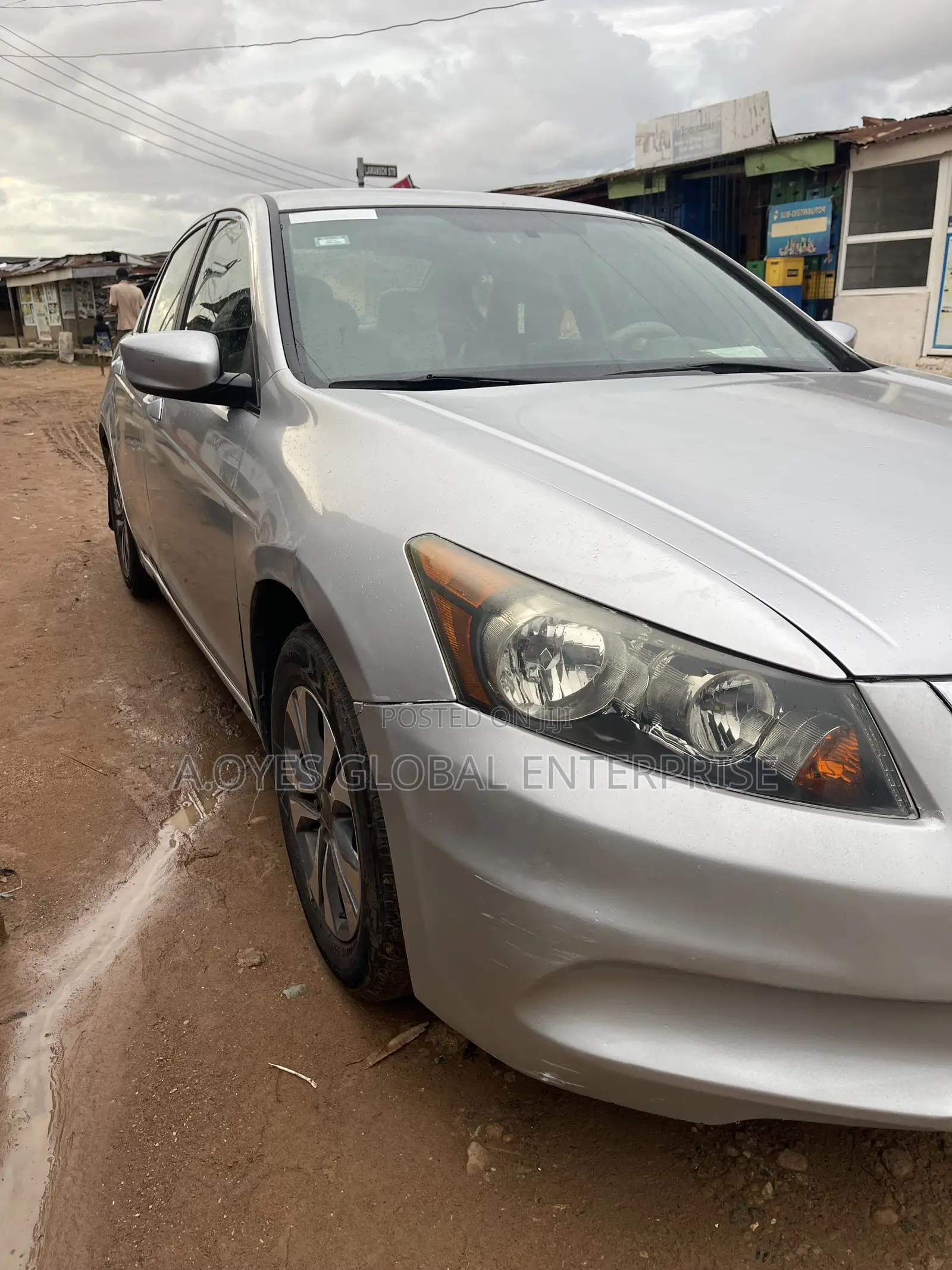 Honda Accord 2011 Silver