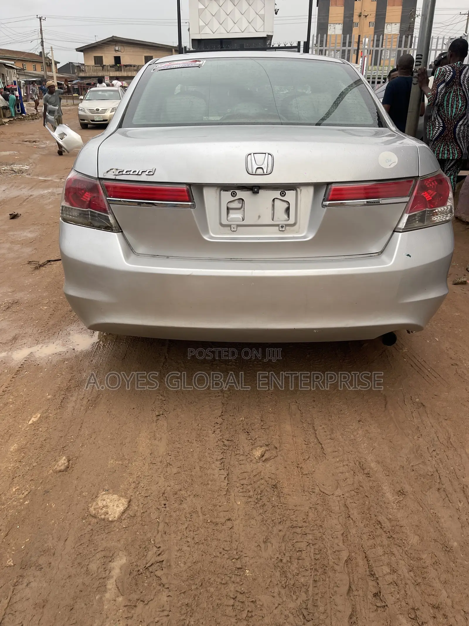 Honda Accord 2011 Silver