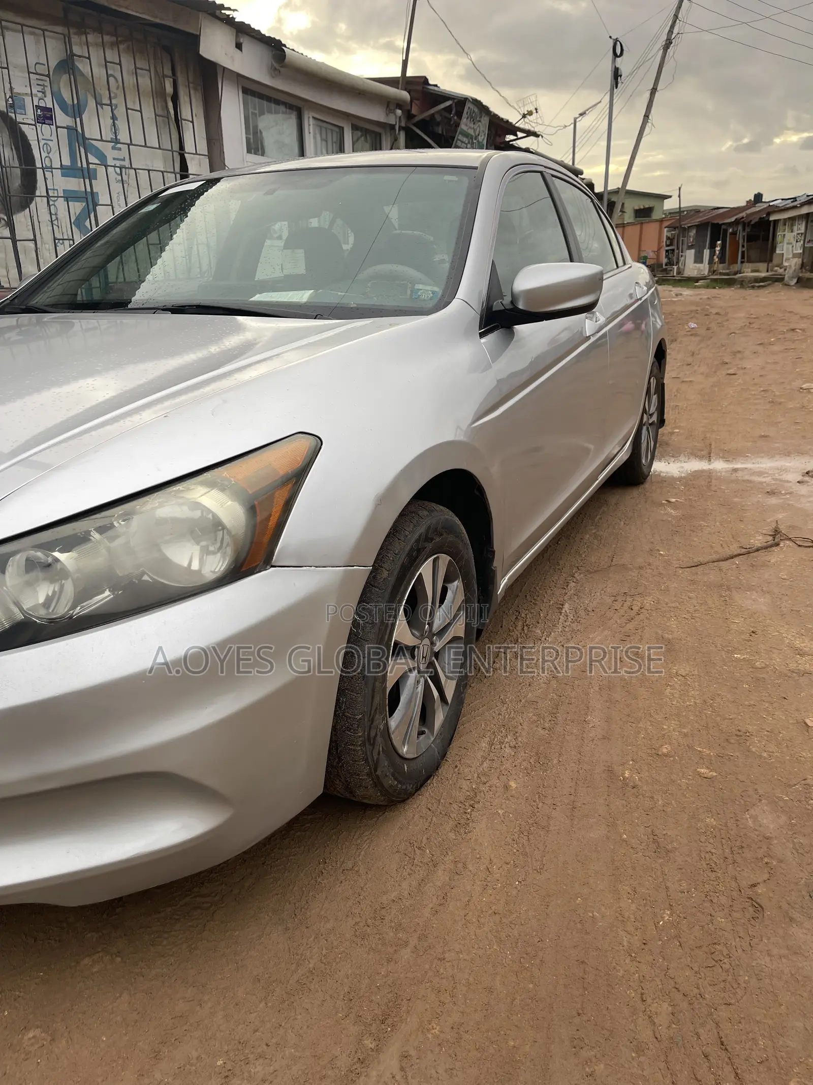 Honda Accord 2011 Silver