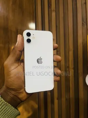 Apple iPhone 11 128 GB White