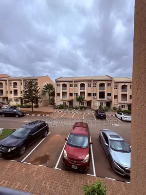 3bdrm Townhouse / Terrace in Wuye for rent