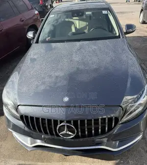 Mercedes-Benz C300 Sport 4Matic Sedan AWD (2.0L 4cyll 7A) 2016 Gray