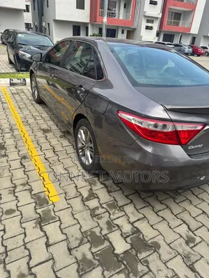 Toyota Camry 2016 Gray