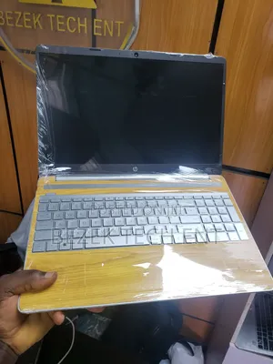 New Laptop HP 15S 16GB Intel Core i5 SSD 512GB