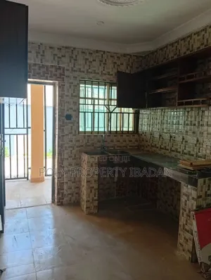 2bdrm Apartment in Ayegun, Akobo for rent