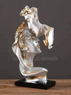 Mini Resin Lovers Statue Figurine