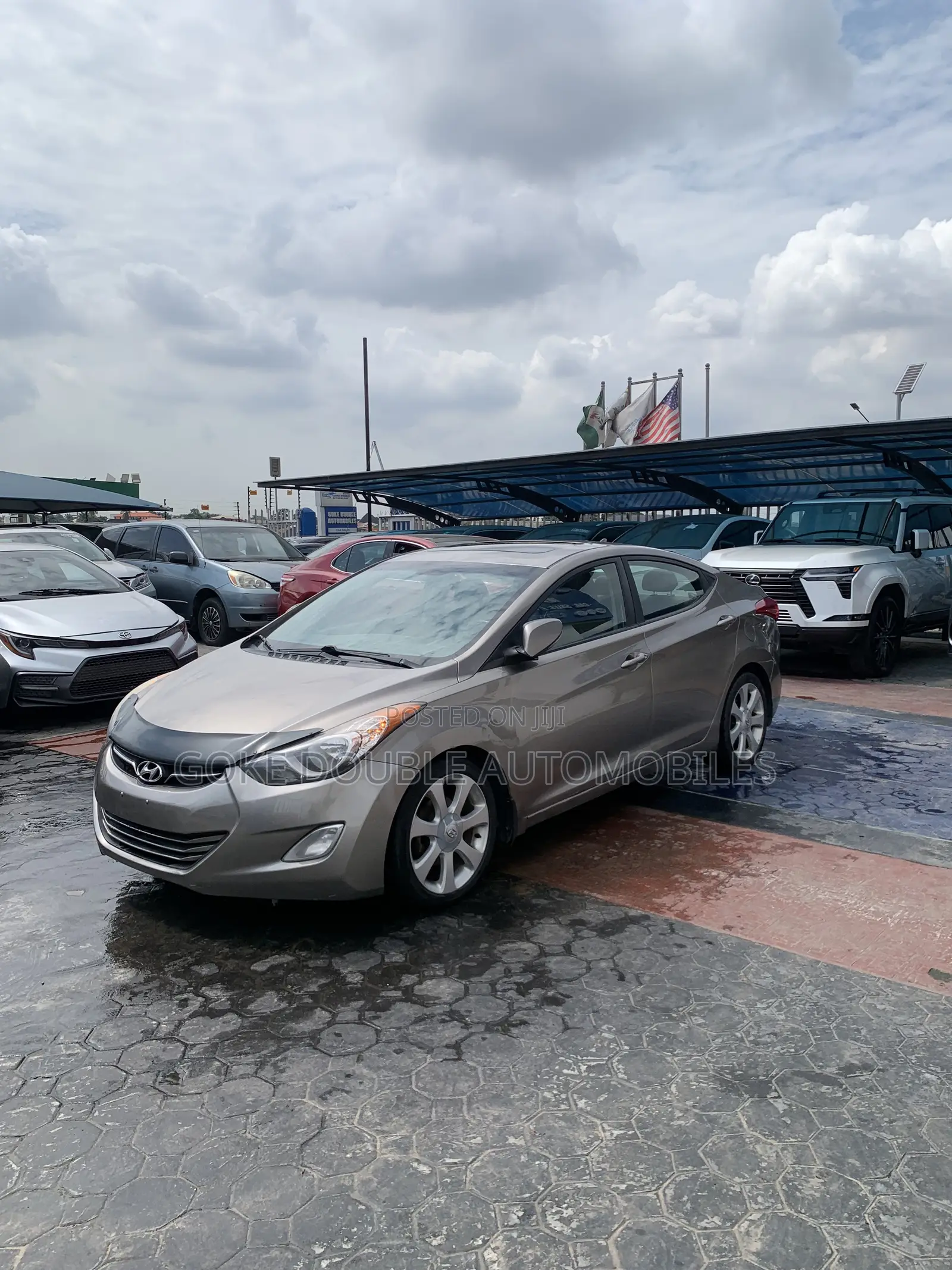 Hyundai Elantra 2013 Red