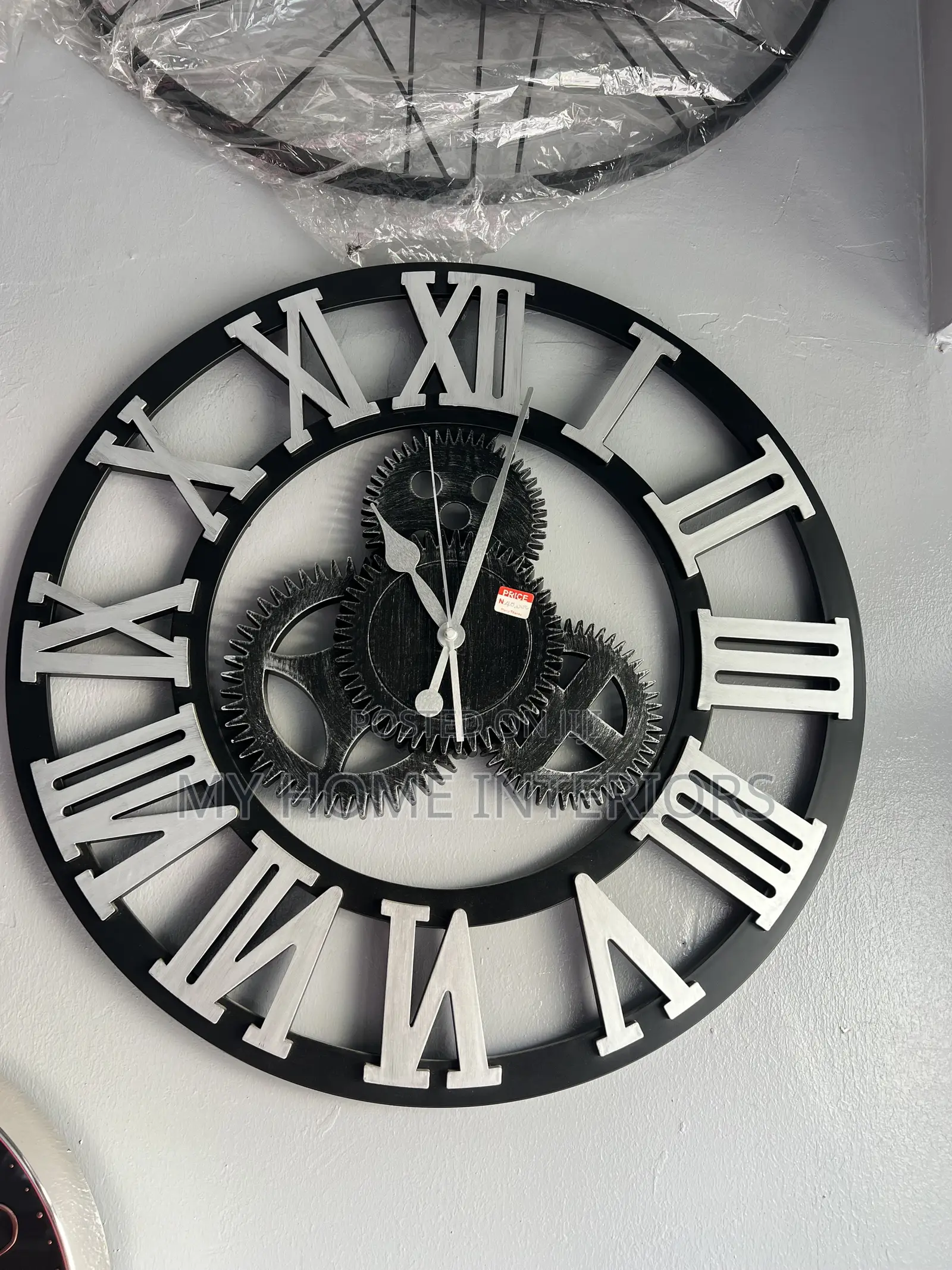 Black White Wallclock