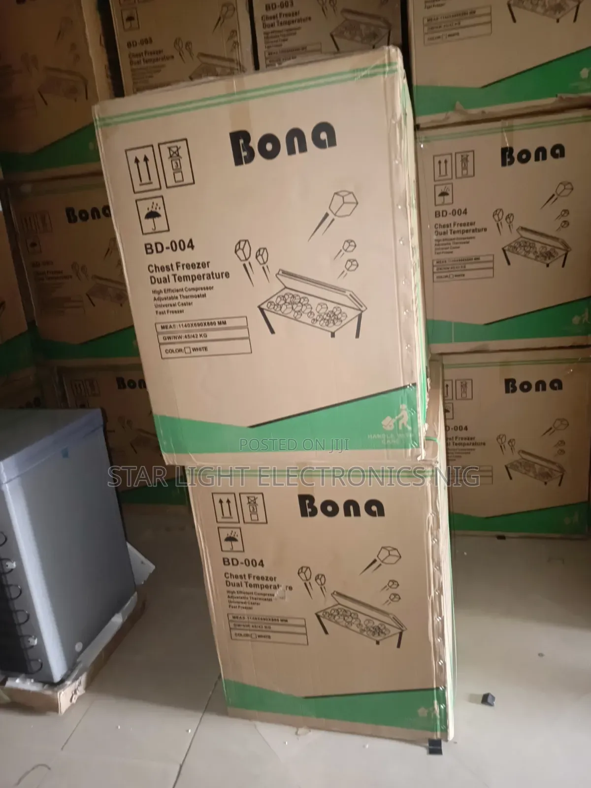 118 Liters Solar Freezer Dc