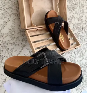 Quality Valentino Slippers