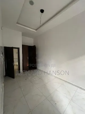 1bdrm Shared Apartment in Dpkay (Not Mini, Chevron for rent