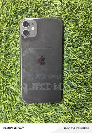 Apple iPhone 11 64 GB Black