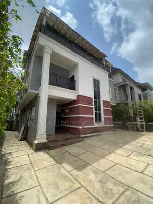 6bdrm Duplex in Tiansvine Prime, Lugbe District for sale