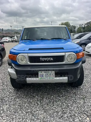 Toyota FJ Cruiser Base 4x2 2007 Blue