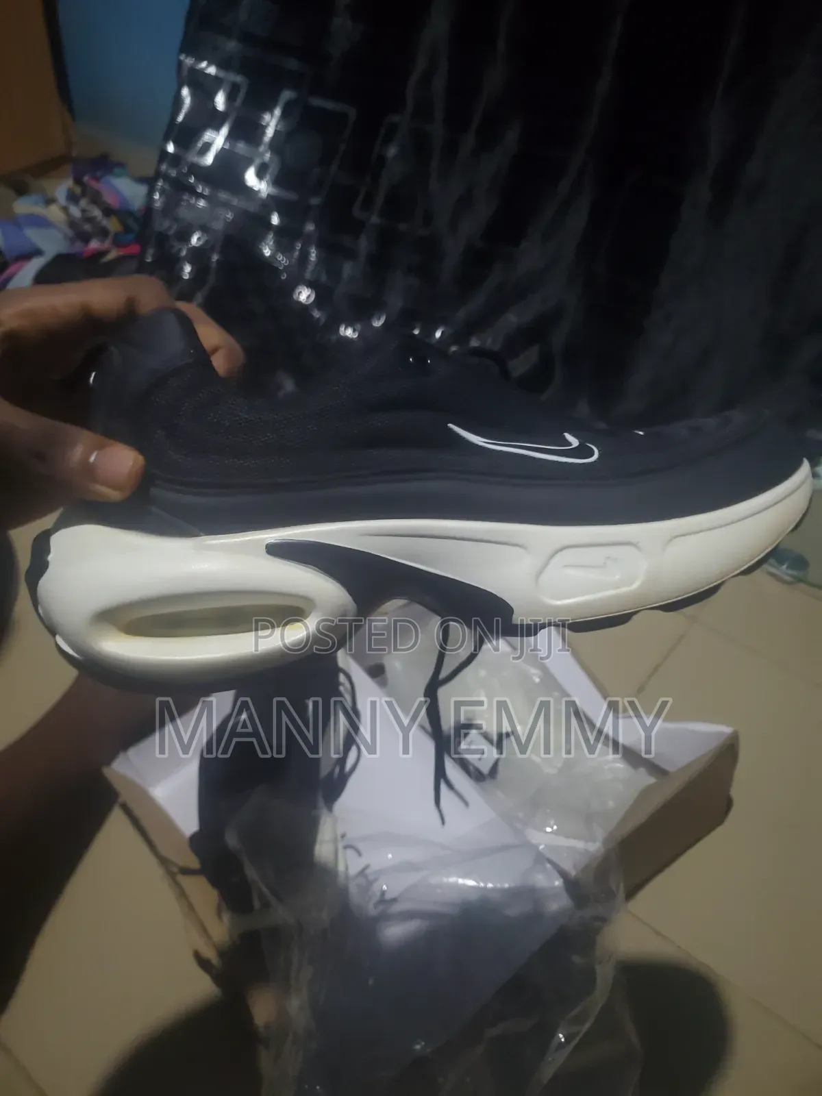 Nike Sneaker